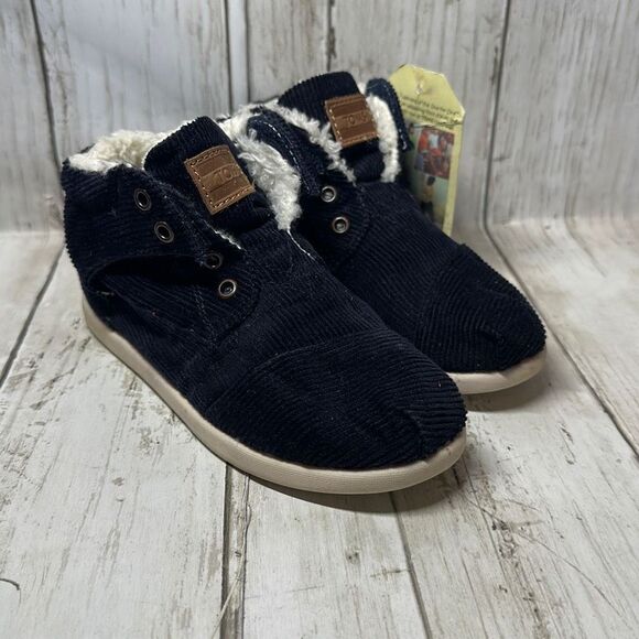 Toms Navy Blue Corduroy Fleece Lined Slip on Shoes Tiny Botas size 11 - Picture 1 of 8